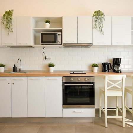 Classy Comfort - Chic Studio On Regina Elisabeta Bucharest Exterior photo